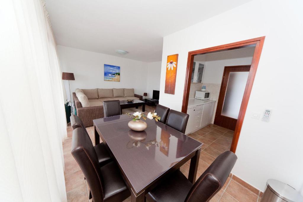 Apartments Casa Bianca تْسْغيكفانِتْسا الغرفة الصورة